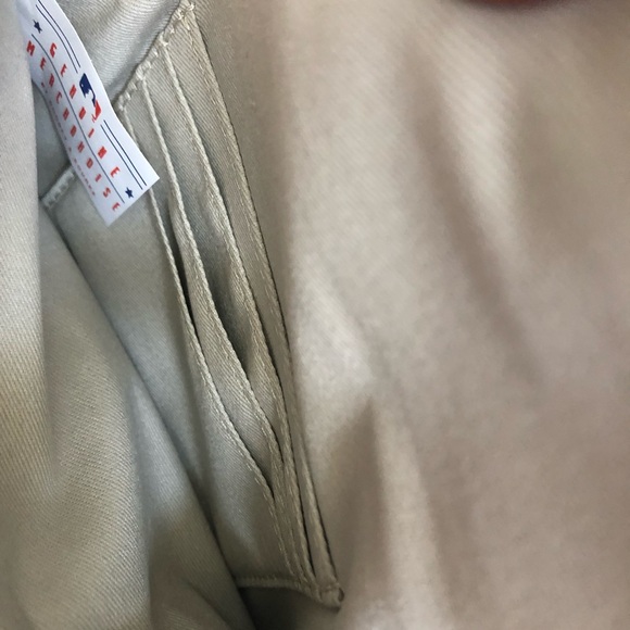 Dooney & Bourke Kansas City Royals Wristlet - Picture 6 of 9